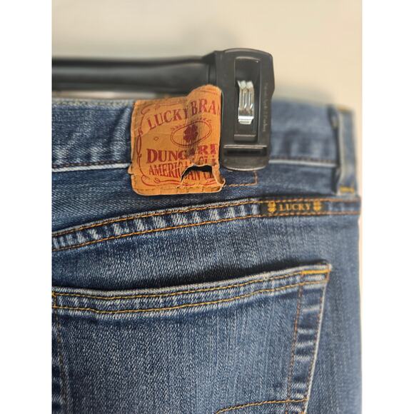 Lucky Brand Dungarees Blue Bootcut Mid Rise Denim Blue Jeans Size 14/32 - Picture 4 of 7